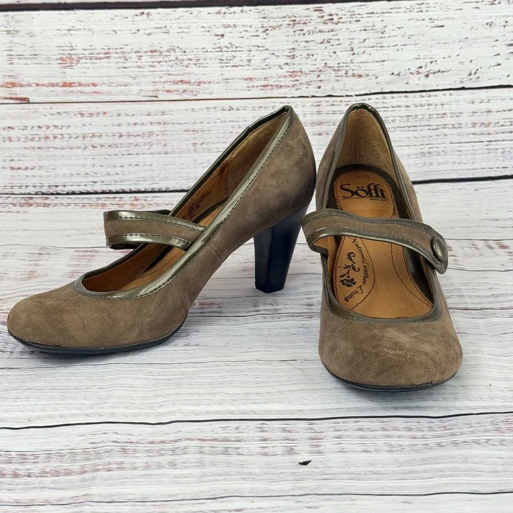 Sofft Womens Taupe‎ Suede Mary Jane Heels Metallic Trim Round Toe Pumps Size 8M